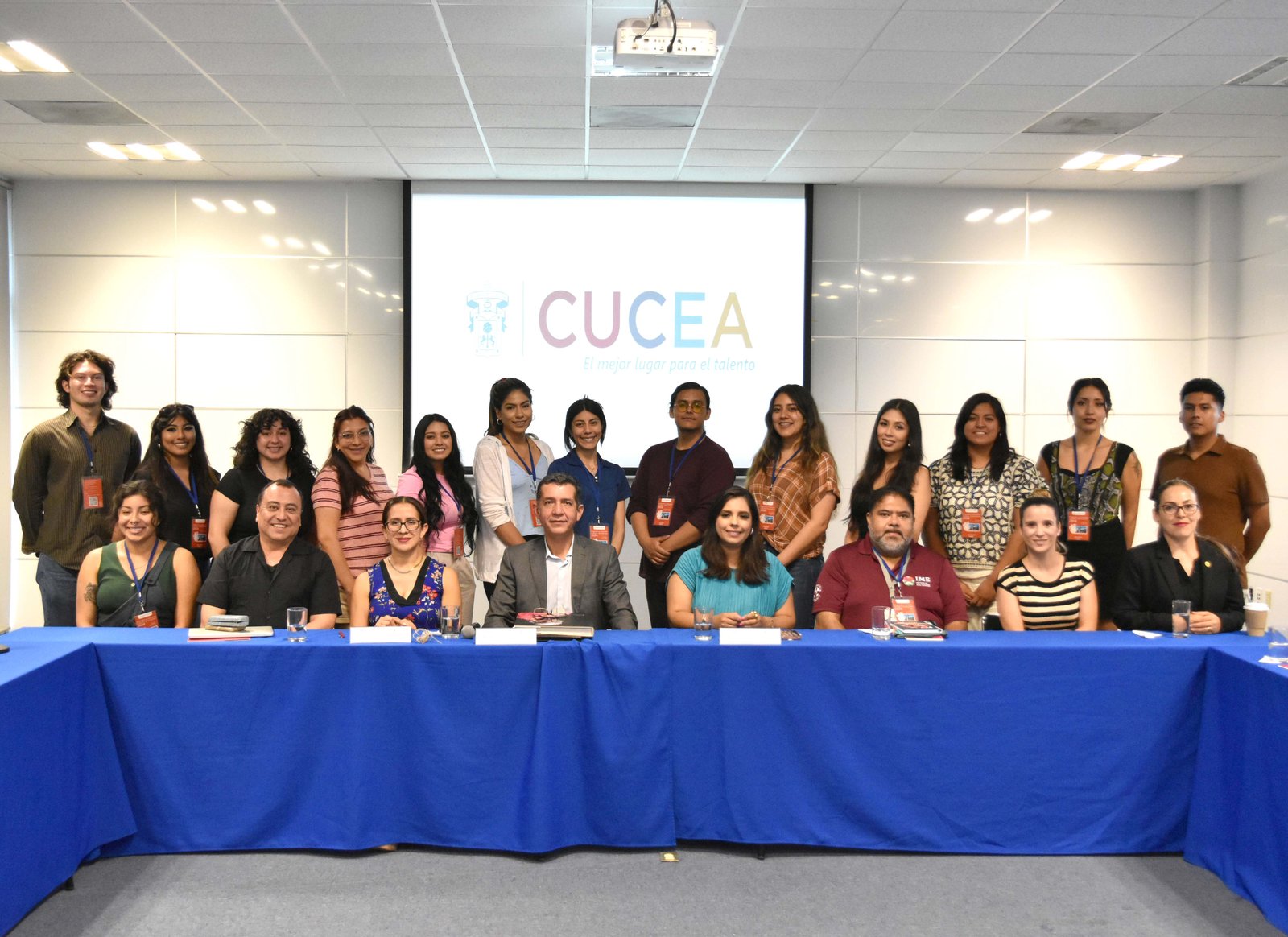 Universitarios mexicoamericanos conectan con sus raíces con inmersión cultural